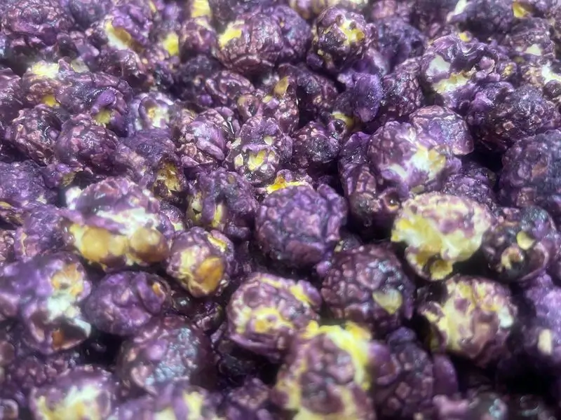 Grape popcorn